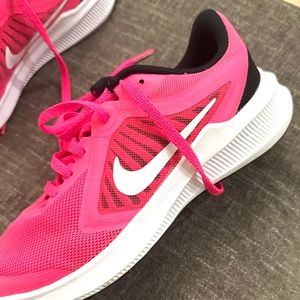 Girls Nike Downshifter Sneakers  4Y